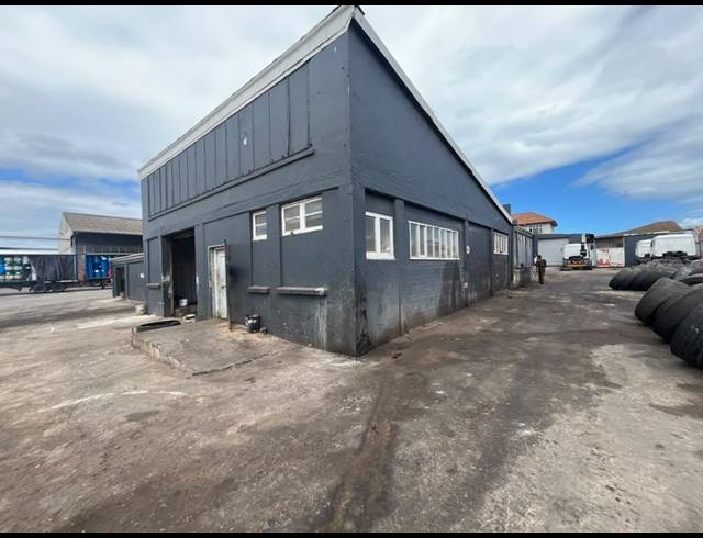 INDUSTRIAL PROPERTY TO RENT IN DEAL PARTY